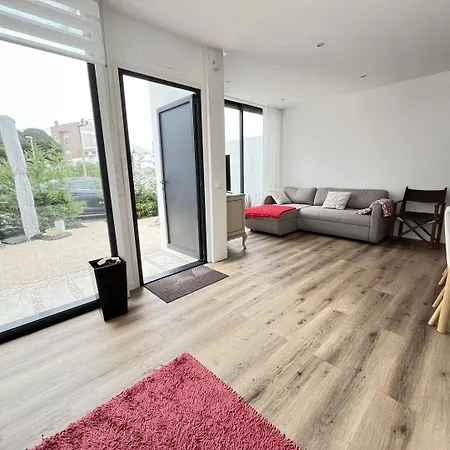 House By Trip2portugal 에스피뇨